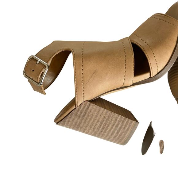 Dolce Vita Brista Brown Faux Leather Stacked Heel Ankle Strap Sandals Size 8.5 - Picture 5 of 9